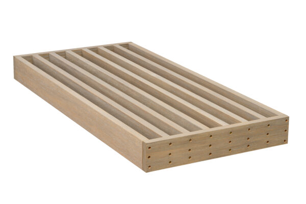 Ažūrinė sienelė iš 26 mm pločio x 100 mm gylio tašelių, su 54 mm tarpu - Image 5