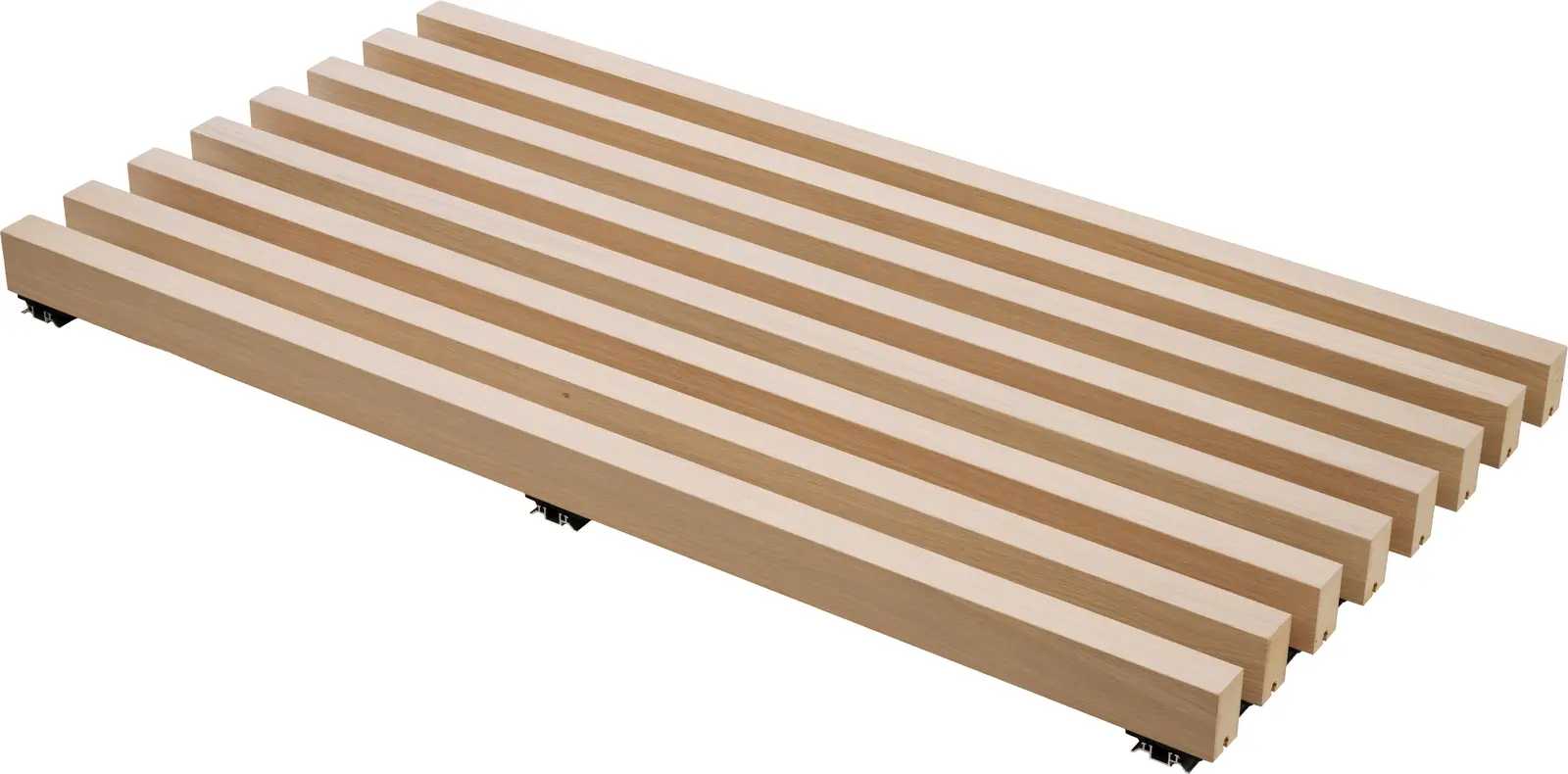 Ažūrinės pakabinamos lubos iš 40 mm pločio x 60 mm gylio tašelių, su 40 mm tarpu