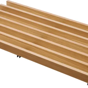 Ažūrinės pakabinamos lubos iš 26 mm pločio x 60 mm gylio tašelių, su 74 mm tarpu