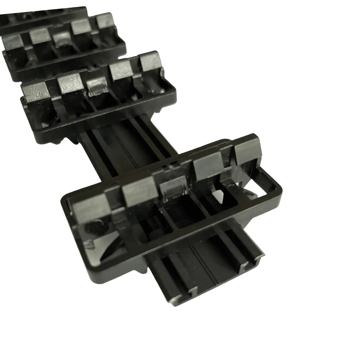 Ažūrinės pakabinamos lubos iš 40 mm pločio x 60 mm gylio tašelių, su 40 mm tarpu - Image 4